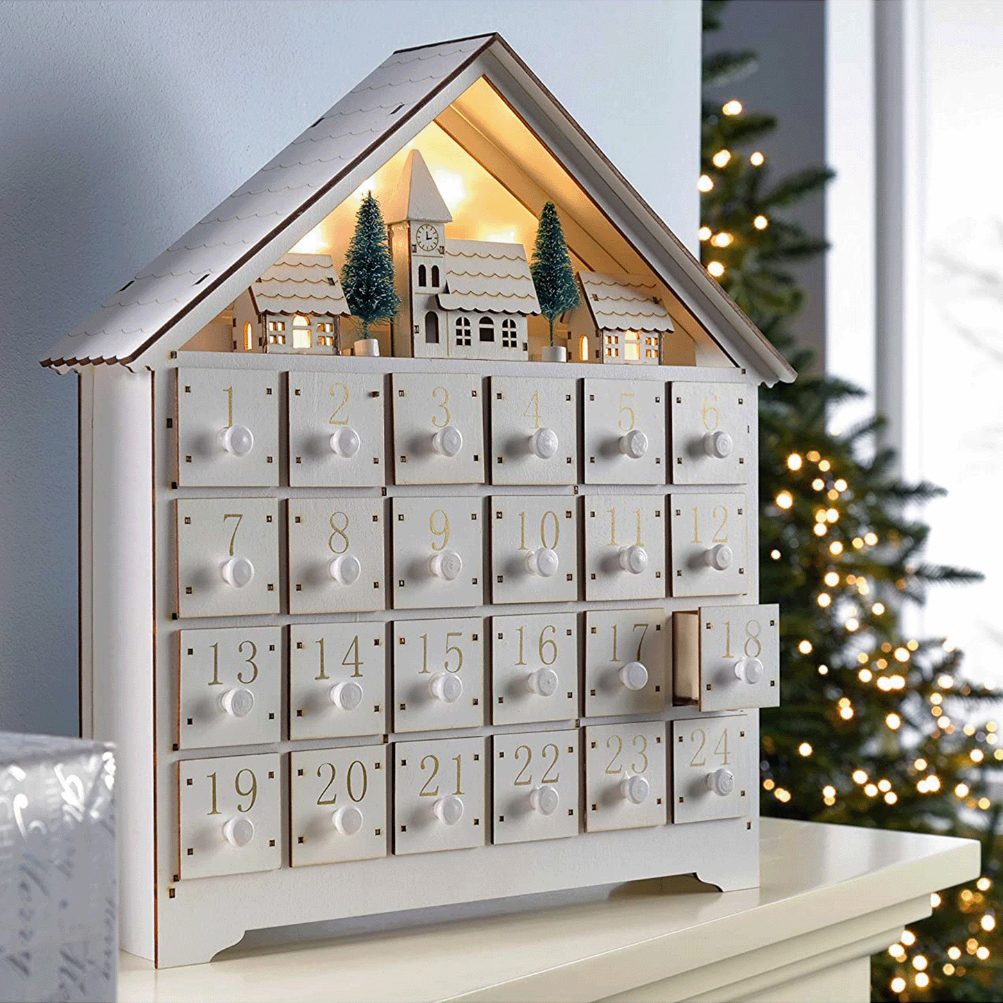 White 24-day Countdown Christmas Calendar Box